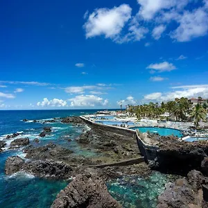 https://estudio-de-lujo-en-el-puerto-de-la-cruz.tenerifehoteles.net